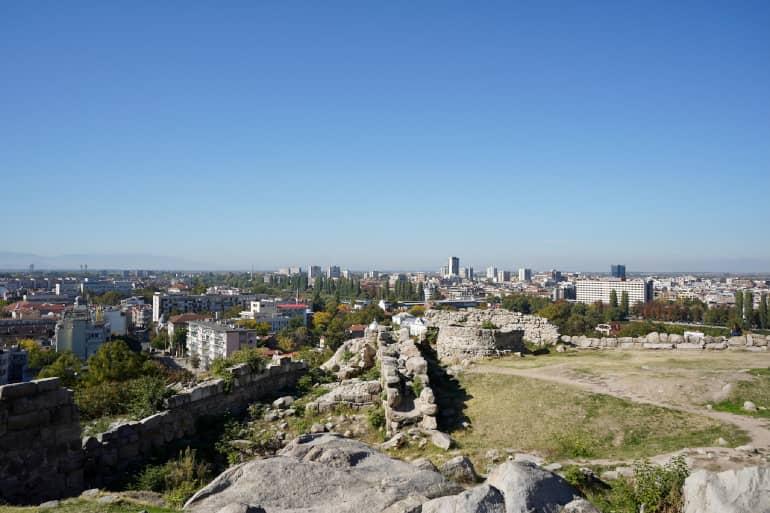 Vista desde una montaña de la ciudad de Plovdiv en Bulgaria.