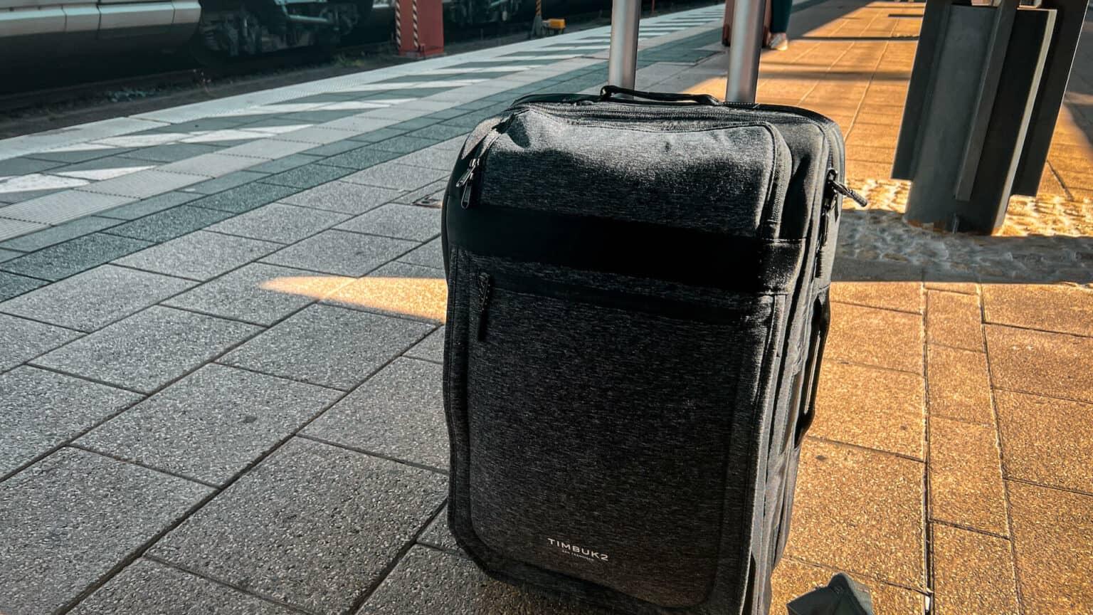 Solo con equipaje de mano: Ideal para viajar en tren