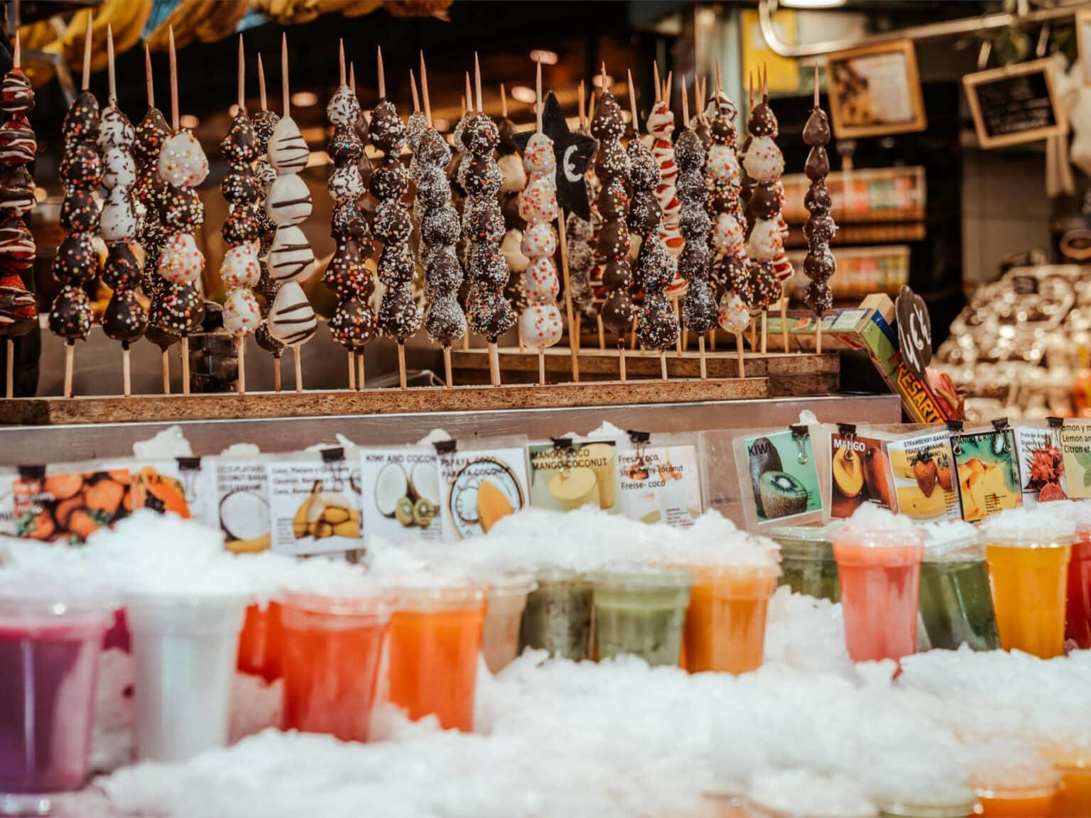 Mercat de la Boqueria is our insider tip for a varied lunchtime.