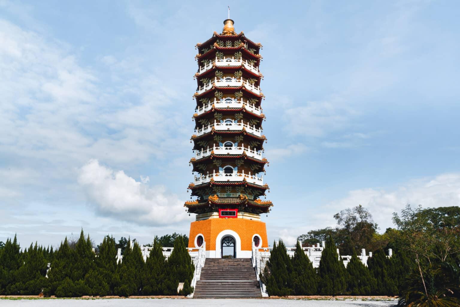Photo of the Ci'en Pagoda in Nantou, Taiwan.