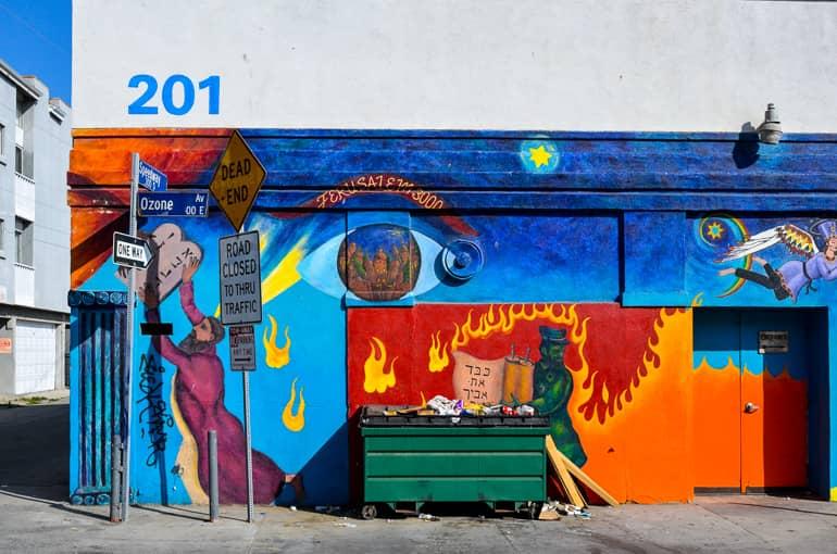 A large graffiti adorns a wall in Santa Monica at Venice Beach.