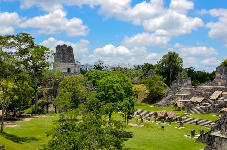 Gran Plaza de Tikal