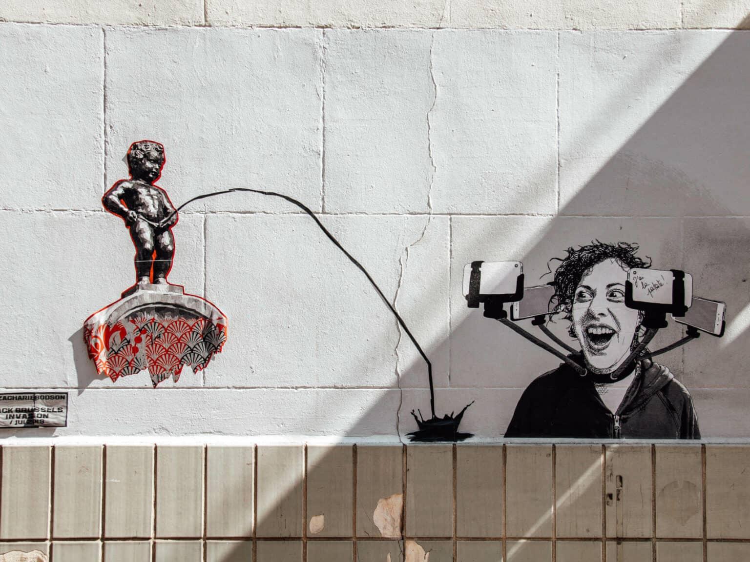 The mural of Manneken Pis is just one of many artworks scattered throughout Brussels.