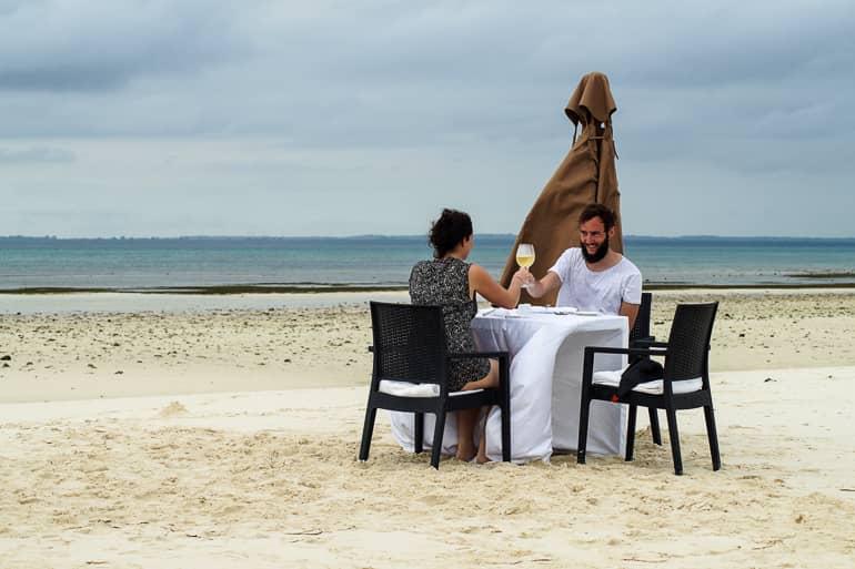 Blog de viajes Travellers Insight Tanzania Zanzíbar Almuerzo en el banco de arena