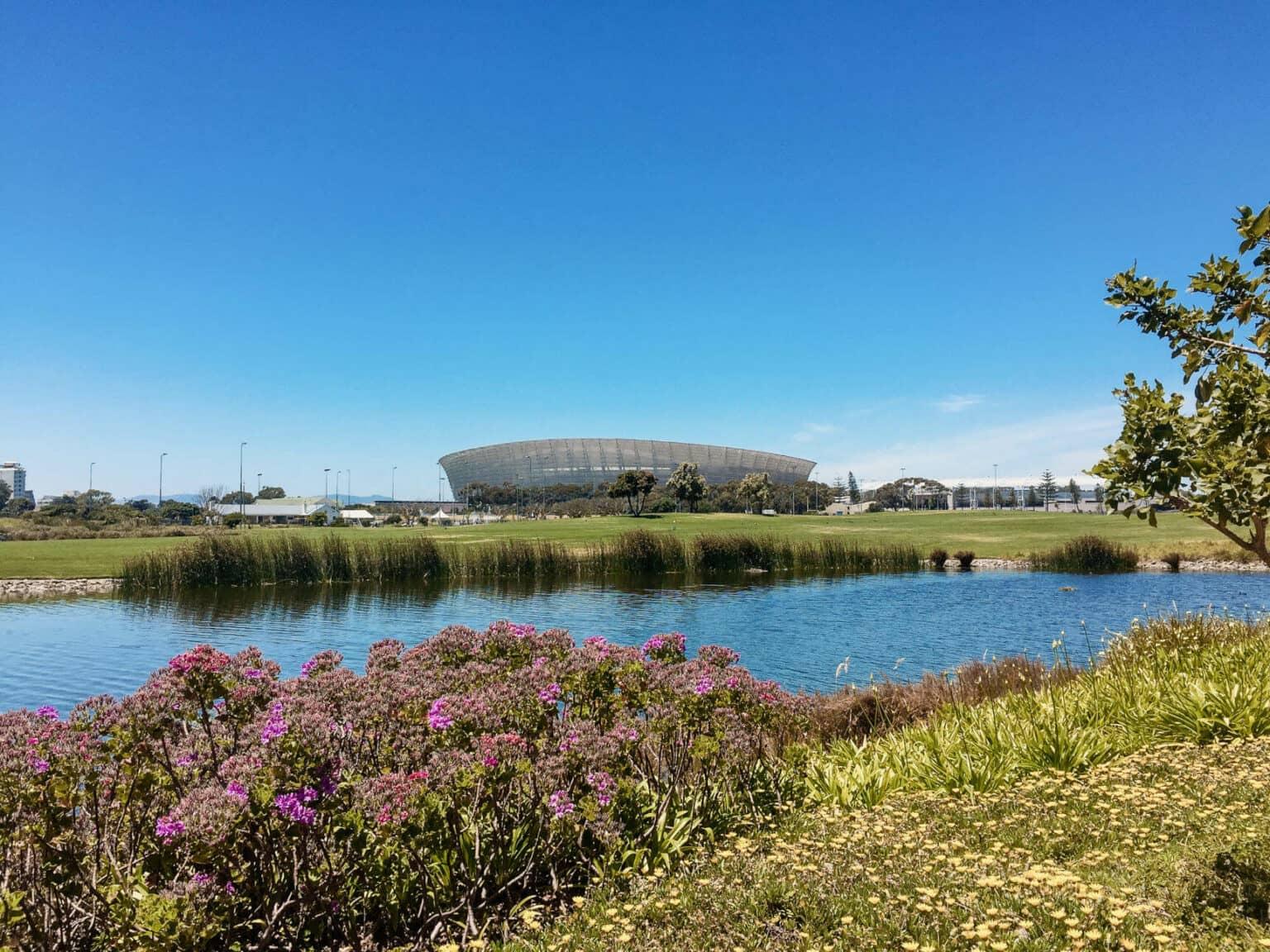 No es casualidad que Ciudad del Cabo sea considerada la ciudad más verde de África: el Green Point Park no solo es verde por su nombre.