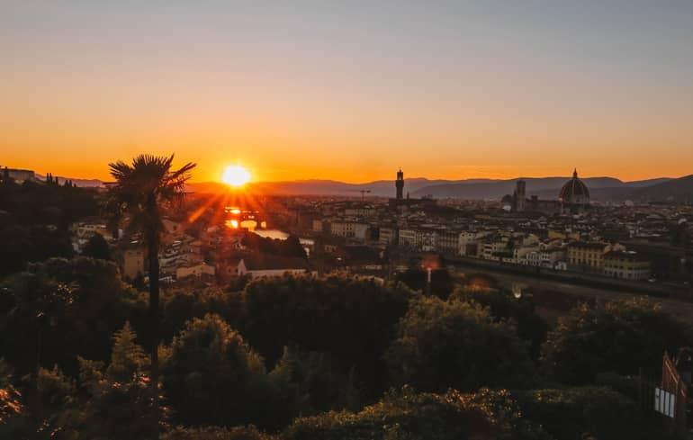 Consejos secretos de Florencia: Florencia desde la perspectiva de un ave al amanecer.