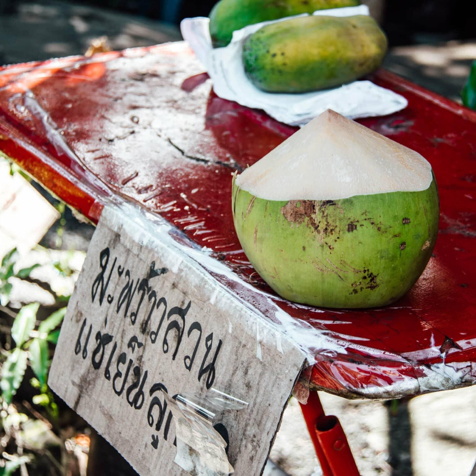 Eating in Bangkok: Street Food, Floating Markets & Cafés
