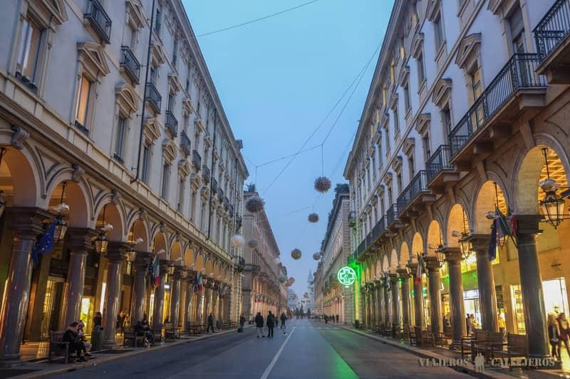 que ver en turín via roma
