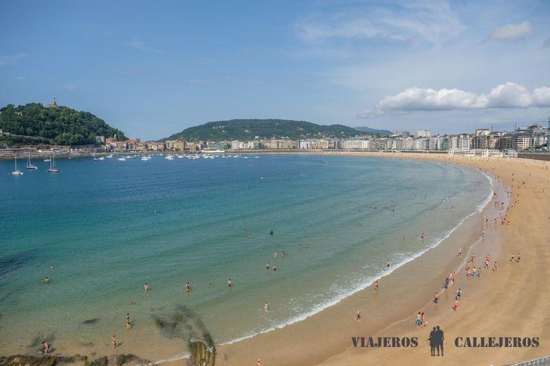 Playa de La Concha, una de las playas que no puedes perderte en un viaje al País Vasco