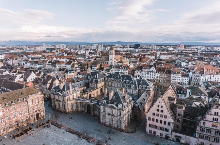 Strassburger Muenster Aussicht Palais Rohan