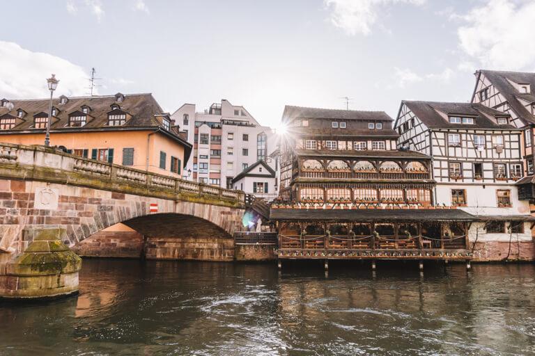 Strassburg Sehenswuerdigkeiten Au Pont Saint Martin La Petite France