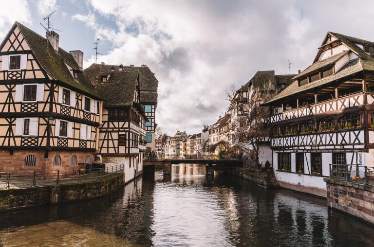 Strassburg Sehenswuerdigkeiten Place Benjamin Zix Frankreich